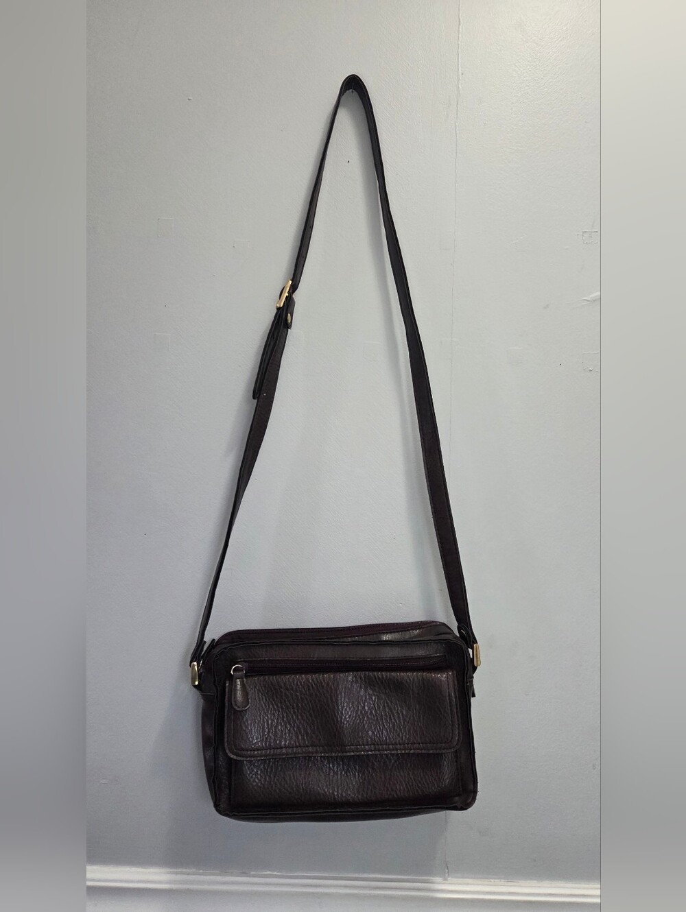 Vintage Cornell Crossbody Bag Deep Brown Pebled Organizer Multi-Pocket Classic
